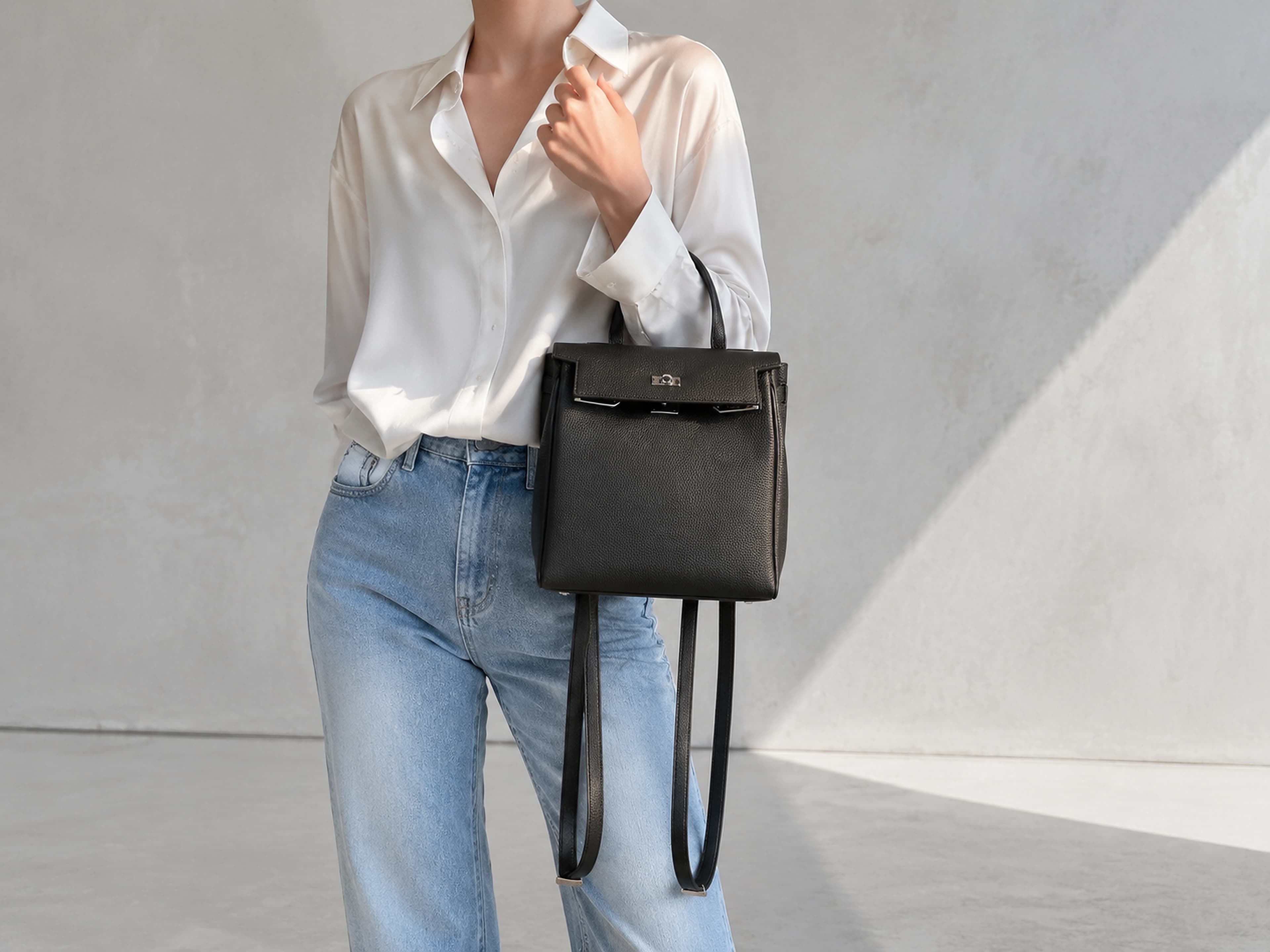HOSSEN Pebbled Leather Flap Backpack