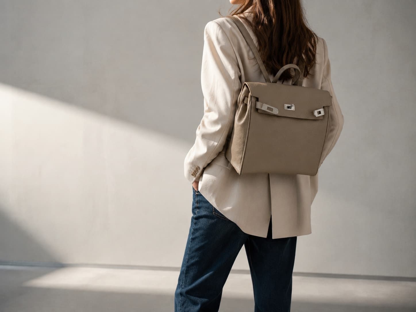 HOSSEN Pebbled Leather Flap Backpack